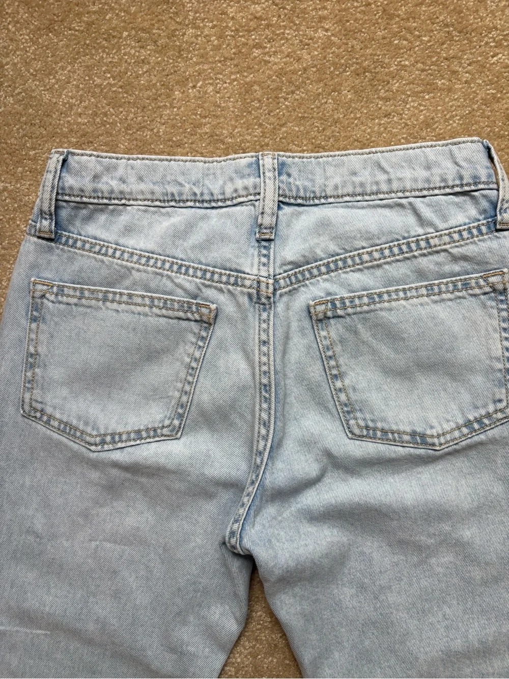 NWOT OLD NAVY Girls’ Light Wash Baggy Flare Jeans